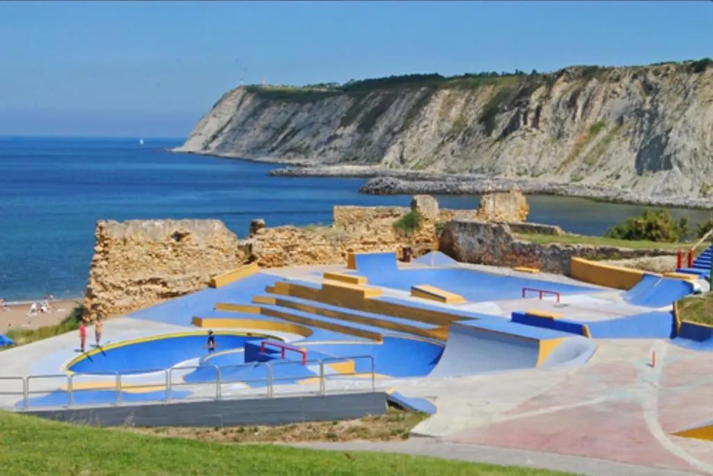 Kukis Duplex Beach Near Bilbao Getxo Apartment